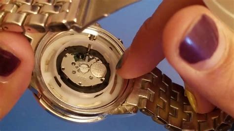 changing Michael Kors watch battery